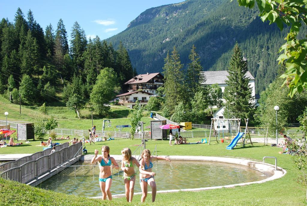 Ferienwohnung Pension Tirol Bichlbach Eksteriør billede